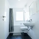 Bege Corporate Nest Apartamento *