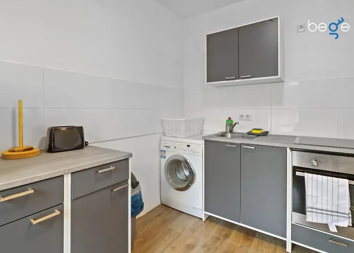 Bege Corporate Nest Lejlighed *