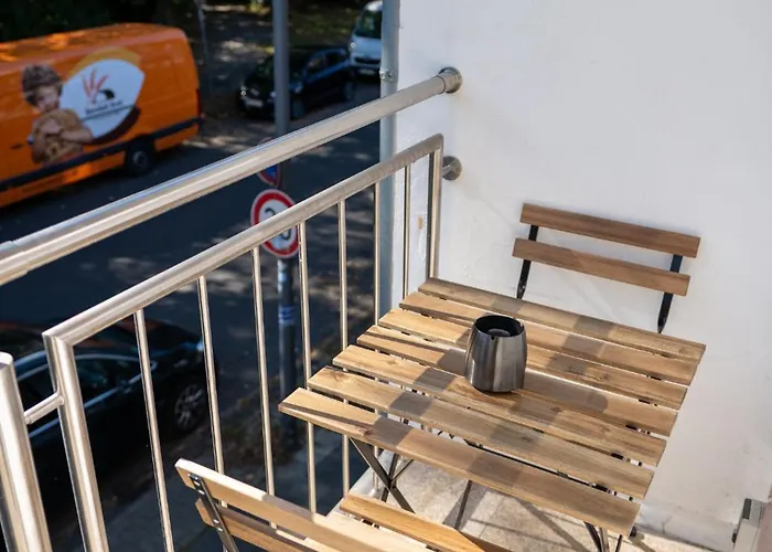 Bege Corporate Nest *